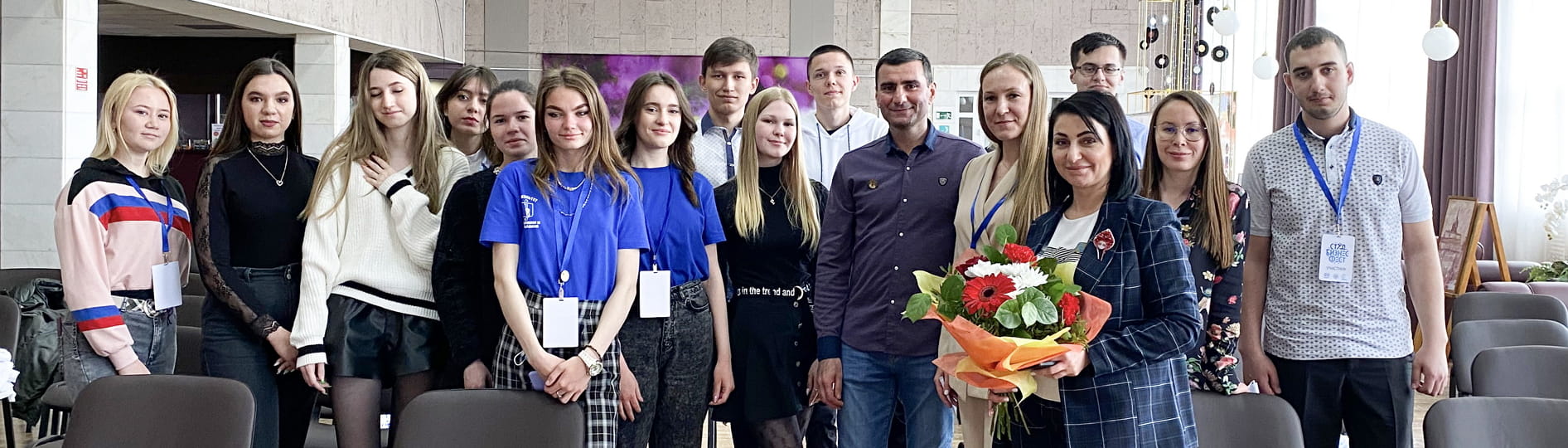 Студенты учатся бизнесу